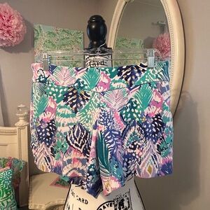 Lilly Pulitzer Makenna Ponte shorts Size 4
